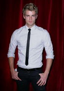 Luke Mitchell 066