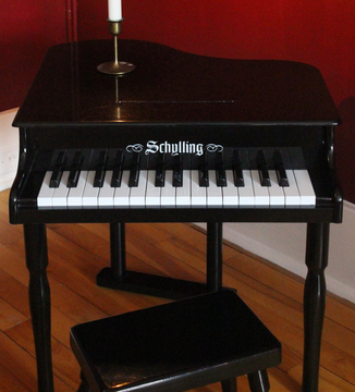 Schylling mini piano deals