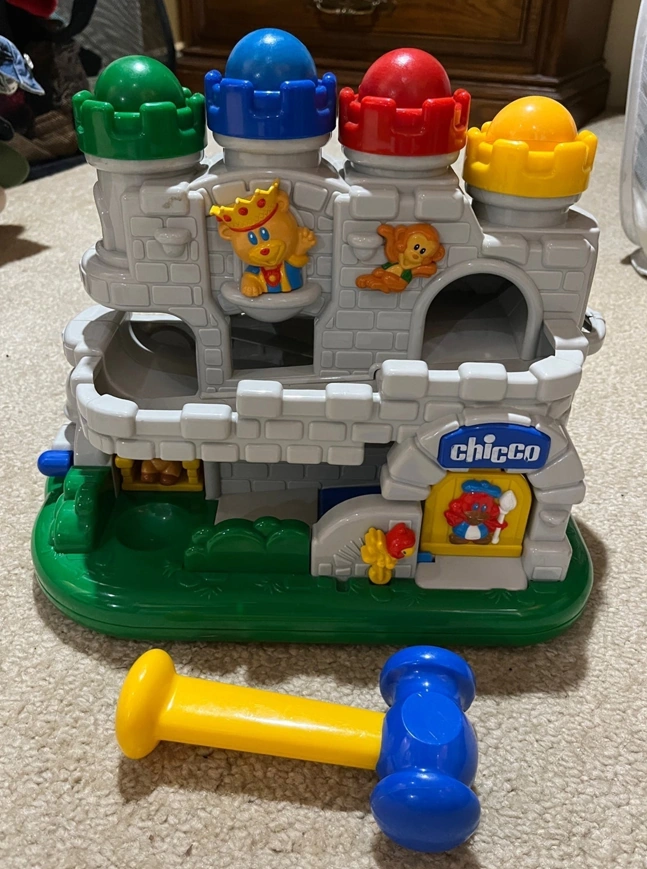 チャイルドブレッスル Castle Pounder | The Toy Chest Of Baby Einstein Wiki | Fandom