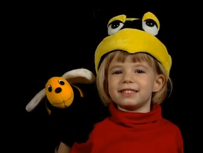 Bee glove puppet store