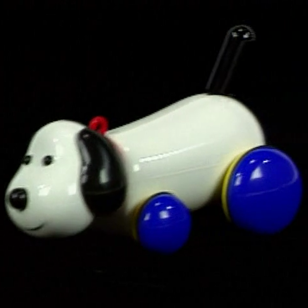 Tomy pull discount along dog