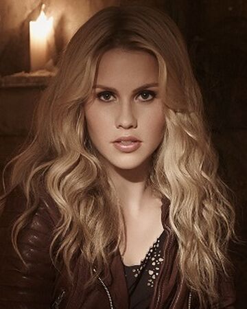 レベッカ マイケルソン The Vampire Diaries Wiki Fandom レベッカ マイケルソン The Vampire Diaries Wiki Fandom