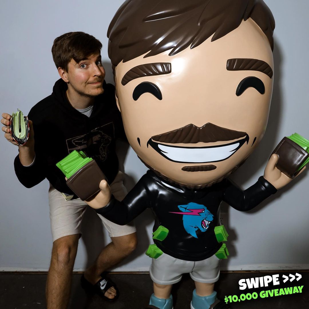 Youtooz: Mr Beast Collection - Chris the Meme God Vinyl Figure