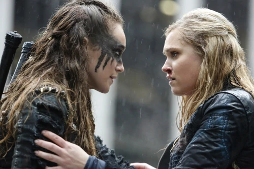 Esemplificazione perversa (Parte 2) - Lexa dice a Clarke che la loro battaglia non è ancora finita
