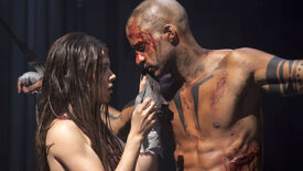 Zap-the-100-season-1-episode-8-day-trip-photos-008.jpeg