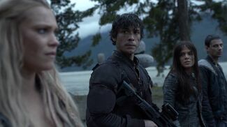 The100 S3 Red Sky at Morning Clarke Bellamy Octavia Jasper