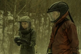 4x13 Clarke Bellamy