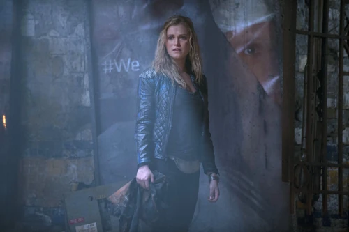 Il Rubicone - Clarke prima di seguire Lexa fuori da Tondc