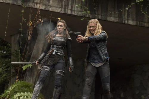 La selezione della razza - Clarke spara al Pauna