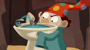S2e19b dopey dipping his flower into the fountain