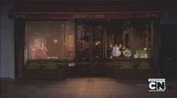 Eksterior Gua Sampah.