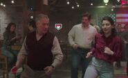 S06E01-Line Dancing