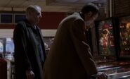 S02E08-Stan Oleg bowling alley