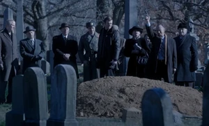 S04E05-Igor salutes Yevgeny