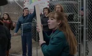 S02E13-Paige protesting