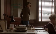 S01E02-Dupont Circle door.jpg (179 KB)