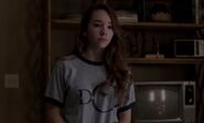 S03E11-Paige in parents bedroom