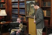 400px-Stephen-hawking-on-the-big-bang-theory