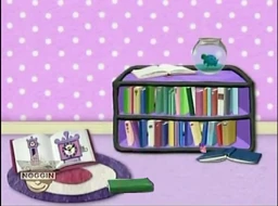 Snail hiding from 2x12