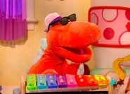 Blues-Room-Music-Stars-Roary.png (717 KB)