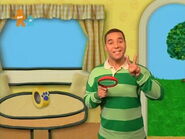 Blue's Clues UK What Experiment Does Blue Want to Try 000595