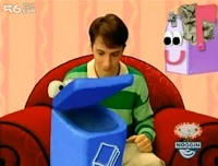 What Does Blue Want to Make Out of Recycled Things 046.jpg (156 KB)