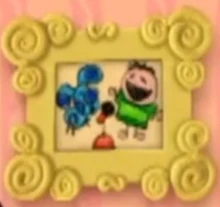 Singing microphone.png