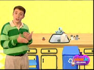 Blue's Clues 4x07 Mr. Salt & Mrs. Pepper Day 000597