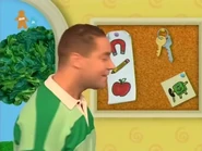 Blue's Clues UK What Experiment Does Blue Want to Try 000534