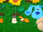 Blue's Clues Cinnamon Gardening