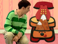 Blue's Clues Sidetable Drawer with Mountain Prop