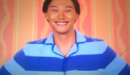 Josh telling viewers how to play Blue's Clues