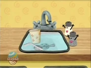 Blue Goes to the Beach 036.png (440 KB)