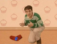 Steve Said Oh It's does have blue pawprint on it. it's a clue