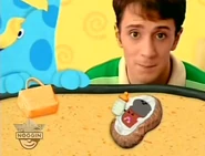 Vlcsnap-2019-10-11-15h27m22s581.png (427 KB)