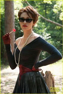 Ridley Duchannes family with her famous lollipop.