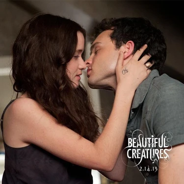 Beautiful Creatures Teaser Poster of Ethan/Lena