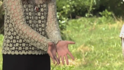 Lena using her Caster magic.