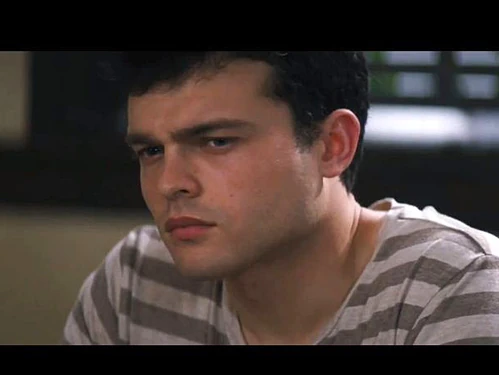 Ethan seeing Lena for the first time.