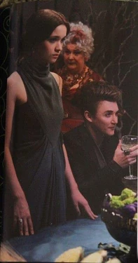 Lena, her aunt and Larkin