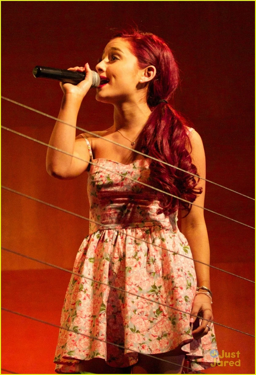 Ariana Grande | The Celebritys Wiki | Fandom
