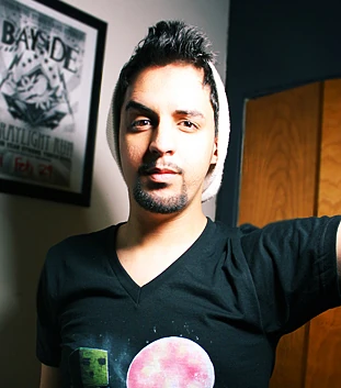 SlyFoxHound (Eddie)