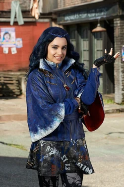 Evie/Gallery | Descendants Wiki | Fandom