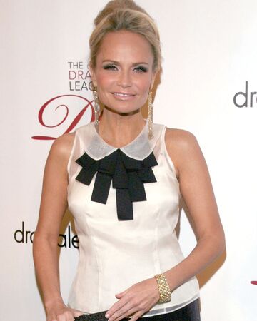 Kristin Chenoweth Descendants Wiki Fandom