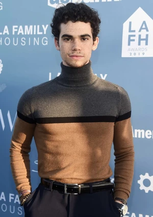 Cameron Boyce Dove Cameron Wiki Fandom