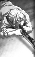 Shiro wielding a rifle in the light novel