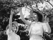 Hbz-royal-kids-1941-gettyimages-3400818-1535139370