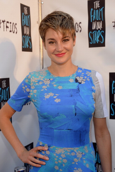 Shailene Woodley's Hair Feathers 2015