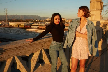 S2 Cariana Promo3.jpg (741 KB)