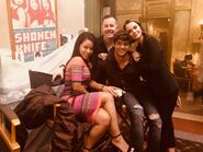 1x08 BTS1.jpg (395 KB)